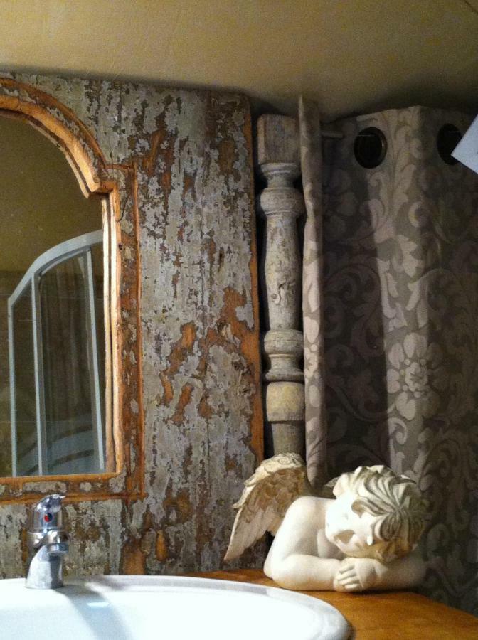 Bed and Breakfast La Chapelle Du Domaine Saint-Loup-Geanges Exterior foto