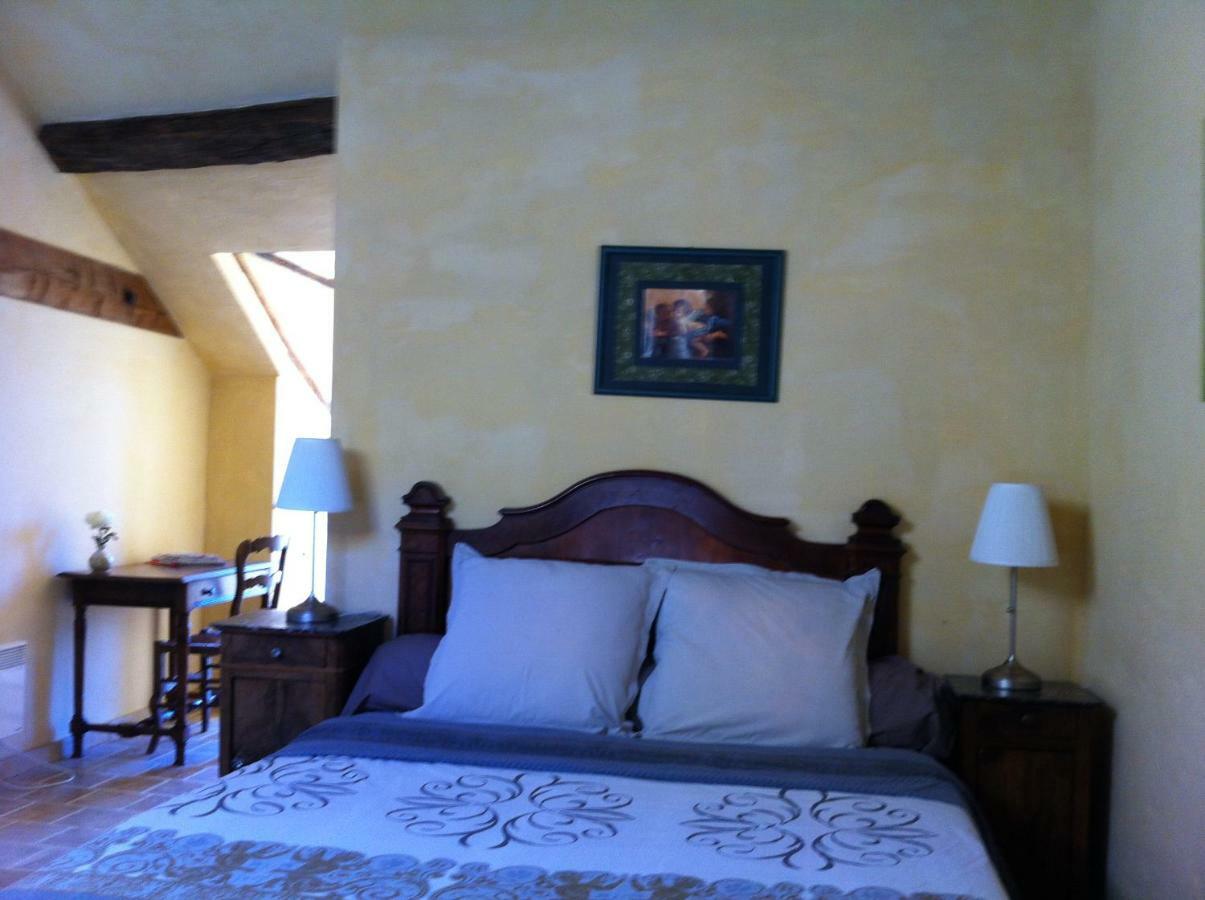 Bed and Breakfast La Chapelle Du Domaine Saint-Loup-Geanges Exterior foto