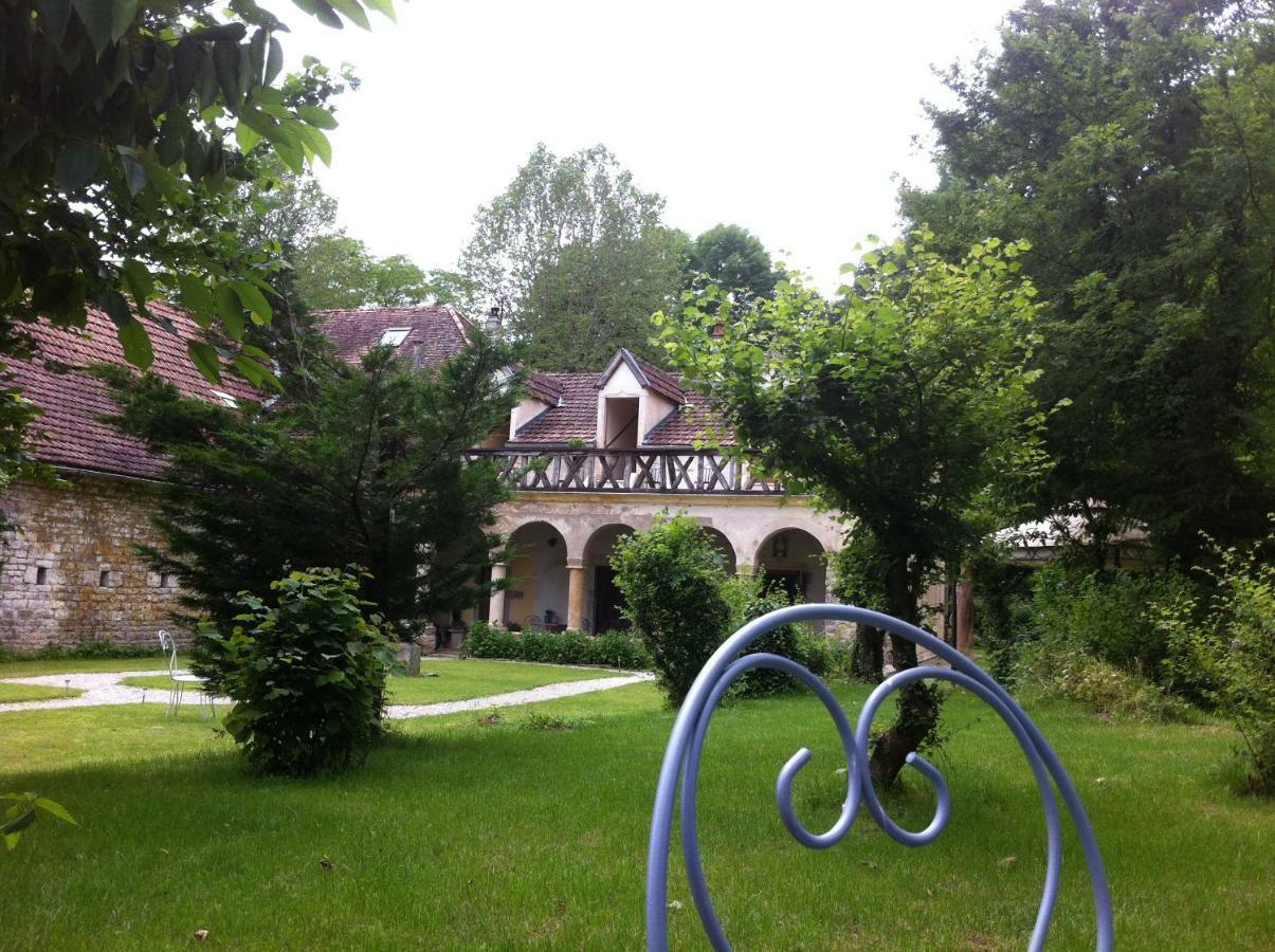 Bed and Breakfast La Chapelle Du Domaine Saint-Loup-Geanges Exterior foto